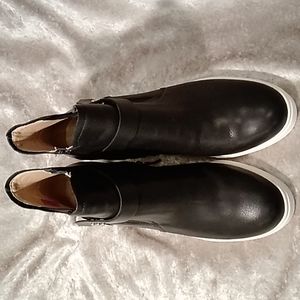 Linea Paolo Wedge Sneaker Shoes